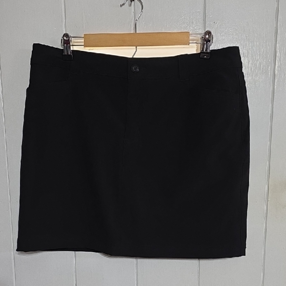 Eddie Bauer Women's Skort Black Shorts‎ Pockets Athleisure Stretch Sz 14 EUC